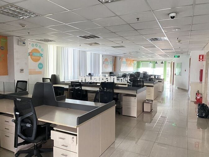 Văn phòng cho thuê tại tòa nhà Mộc Gia mặt tiền đường Cộng Hòa