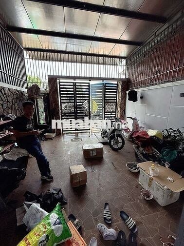 BÁN NHÀ PHẠM NGŨ LÃO–GIÁ CHỈ 2 TỶ 6 KHU VỰC AN NINH TỐT,NHIỀU TIỆN ÍCH
