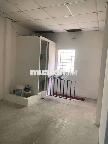 Chủ dễ tính cần bán nhà cũ về sữa lại.
