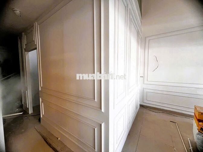 Shophouse duplex Lavita Garden sát ga Metro Bình Thái vỉa hè lớn