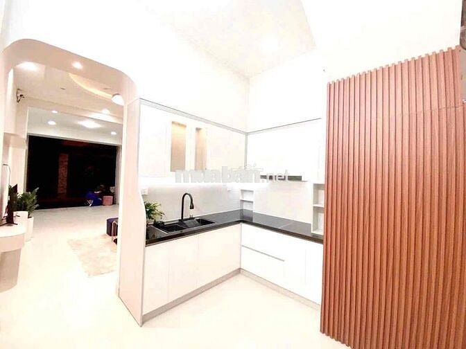 🏡 Mặt tiền đường số 4, P.11, Gò Vấp – nhà mới 4 tầng, có gara ô tô – g