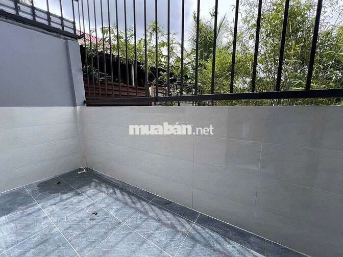 Chính cần xoay tiền gấp bán nhà mới xây