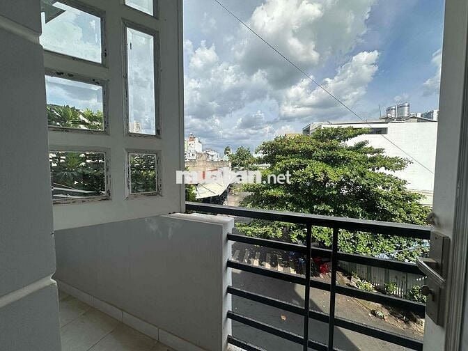 🏠 CHÍNH CHỦ CHO THUÊ PHÒNG BAN CÔNG CÓ GÁC MỚI 100%