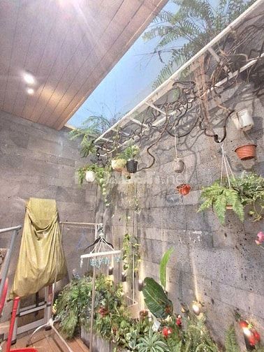 Đối diện Chung Cư ECO GREEN, 04 Tầng, DT 8x15m
