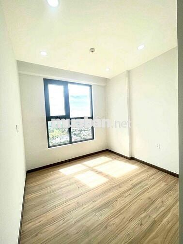 Cần Bán Căn Hộ 2PN 2WC Bcons Plaza sát Làng Đại học nhà trống sổ sẵn
