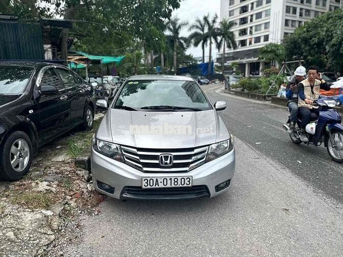 Honda City 2013 1.5 AT - 130000 km