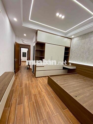 NHÀ PHỐ HIỆN ĐẠI MỚI XÂY – THIẾT KẾ ĐỘC ĐÁO, NỘI THẤT CAO CẤP