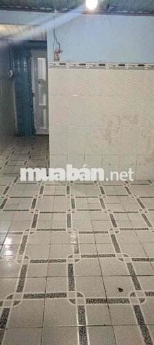 Nhà hẻm thông 40m2, gác lửng, nước giếng miễn phí gần sân bay