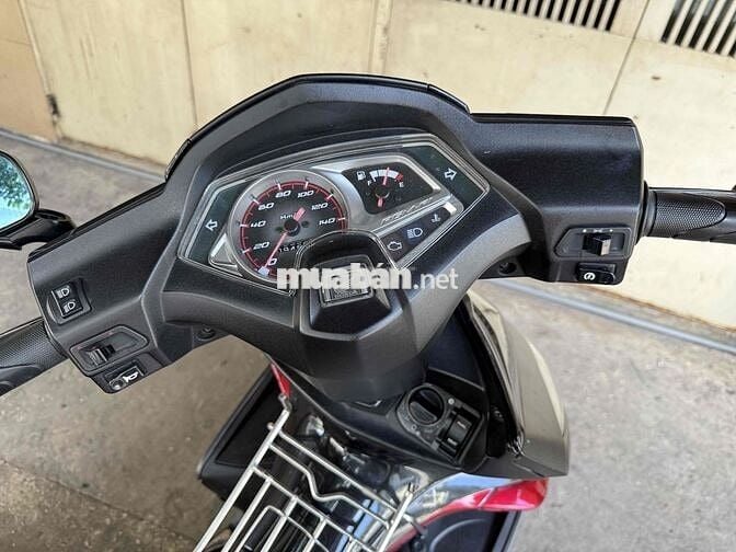 Airblade 110 nhập khẩu Thái Lan đen nhám 2011
