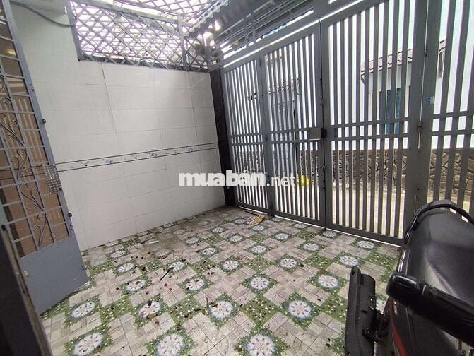 Cho thuê nhà mới hẻm xe tải, 2 tầng Cửu Long, Quận 10, 3PN – 4x19m