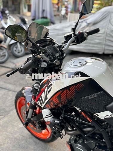 Cần bán KTM Duke 200 2020 Biển SG 9 chủ Xe keng