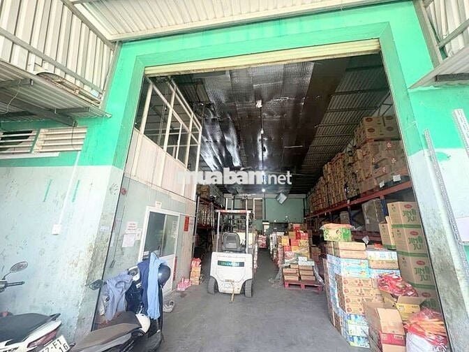 CHO  THUÊ  KHO  XƯỞNG ( 240 m2)HƯƠNG LỘ 2.  QUẬN BÌNH  TÂN