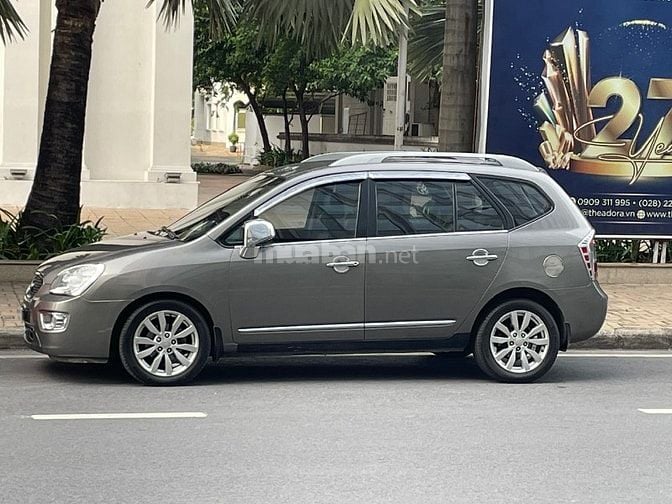 Chính chủ Cần bán xe KIA CAREN năm 2011 số sàn máy 2.0, xe gia đình 
