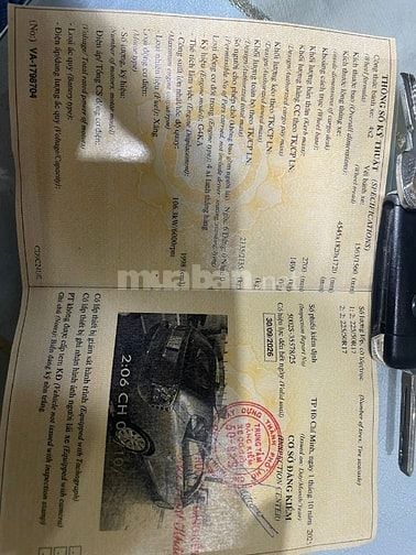Chính chủ Cần bán xe KIA CAREN năm 2011 số sàn máy 2.0, xe gia đình 