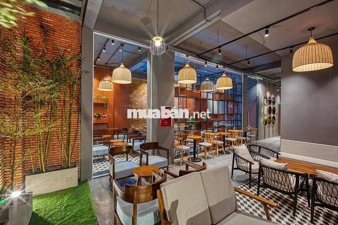 Bán nhà vip hồ Trúc Giang Bến Tre ngang 9m, 5 tầng + 1 hầm