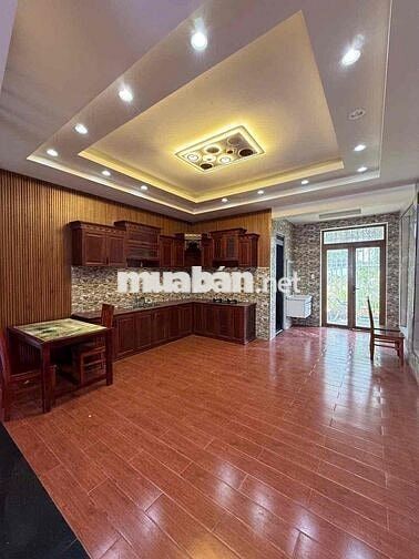 CHO THUÊ NHÀ MỚI ĐẸP CÓ NỘI THẤT HỒNG LOAN