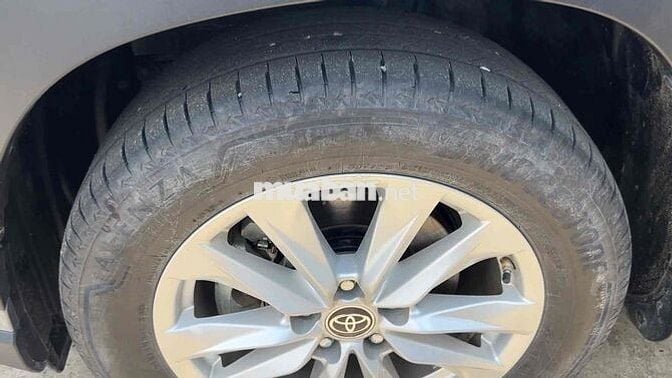 Toyota Corolla Cross 1.8G 2022 LƯỚT CHỈ 14.850km