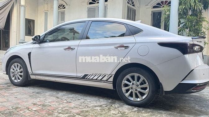 Hyundai Accent 2023 1.4 MT - 54000 km