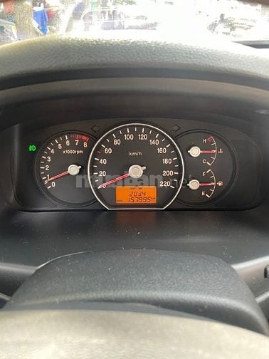 Chính chủ Cần bán xe KIA CAREN năm 2011 số sàn máy 2.0, xe gia đình 