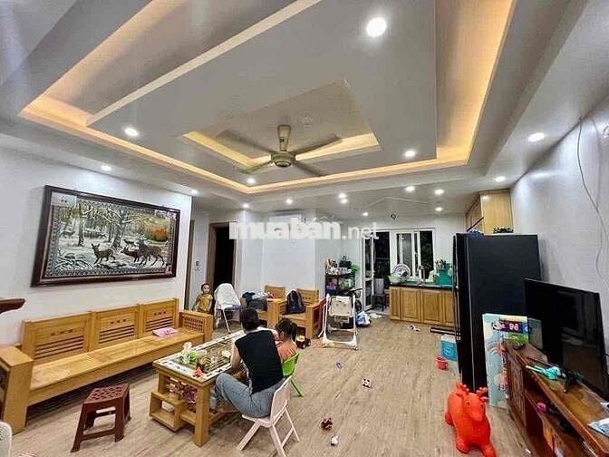 Bán caqn hộ góc siêu đẹp soeeu thoáng tại Thanh Hà S76m