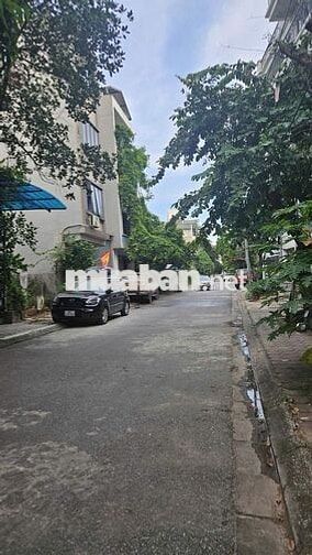 Đất trung tâm xã Gia Lâm, khu TĐC 31ha - Mặt tiền giáp dãy shophouse