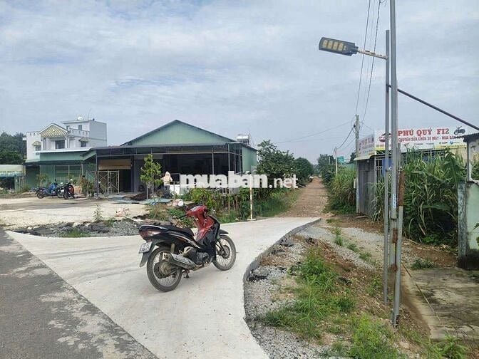 Bán đất bàu bàng bình dương  . tổng diện tích 130m2.  Giá 550 triệu