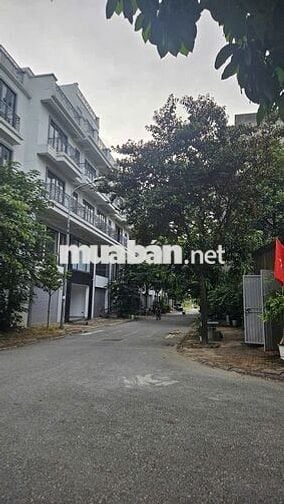 Đất trung tâm xã Gia Lâm, khu TĐC 31ha - Mặt tiền giáp dãy shophouse