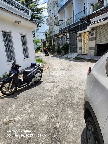 Bán HXH 2637 /khu dân trí cao 6,4x13 nhà đẹp giá 8ty25(4L)