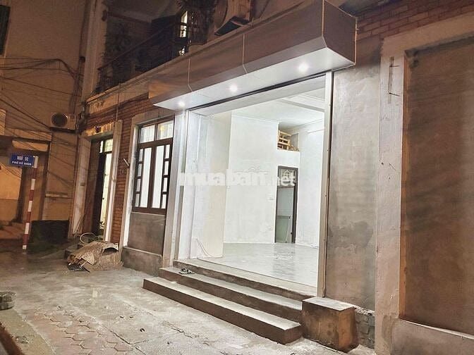 Cho thuê Cửa hàng 35m2, mặt tiền 8m,vỉa hè đỗ xe rộng 3m, 8 triệu tại