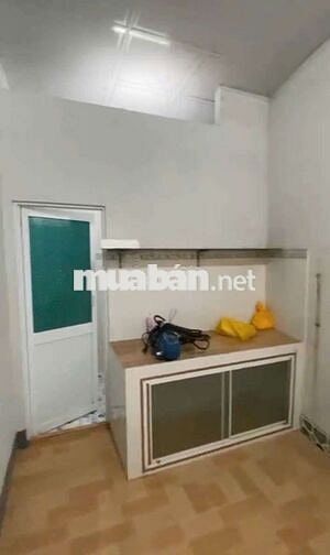 BÁN NHÀ
CẤP 4 THỔ CƯ - MẶT TIỀN SÔNG BẾN BẠ, TÂN PHÚ (CÁCH KDC TÂN PHÚ