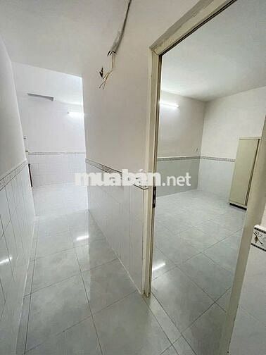 Nhà mới 3 phòng ở liền nở hậu 6m