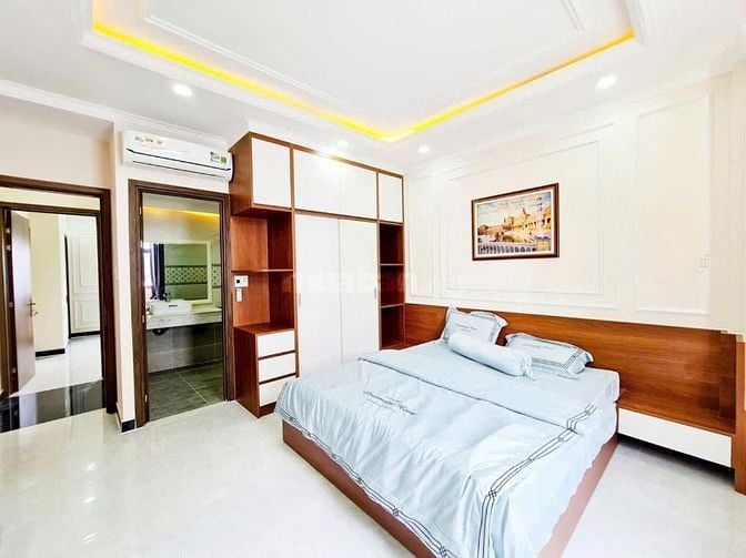 Bán HXH 2637 /khu dân trí cao 6,4x13 nhà đẹp giá 8ty25(4L)
