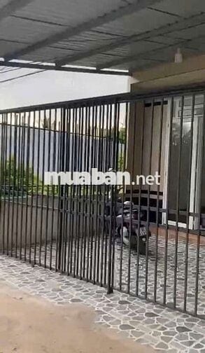 BÁN NHÀ
CẤP 4 THỔ CƯ - MẶT TIỀN SÔNG BẾN BẠ, TÂN PHÚ (CÁCH KDC TÂN PHÚ