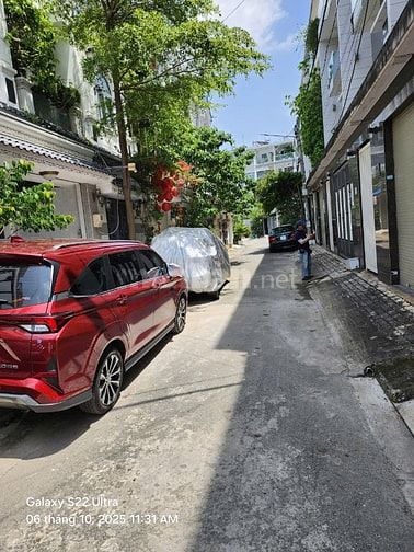 Bán HXH 2637 /khu dân trí cao 6,4x13 nhà đẹp giá 8ty25(4L)