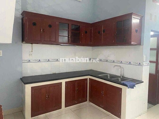GẦN CHUNG CƯ 4S NHÀ 1LẦU 2PN 2WC SẴN MÁY LẠNH Ở GIA ĐÌNH + ONLINE
