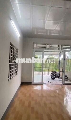 BÁN NHÀ
CẤP 4 THỔ CƯ - MẶT TIỀN SÔNG BẾN BẠ, TÂN PHÚ (CÁCH KDC TÂN PHÚ