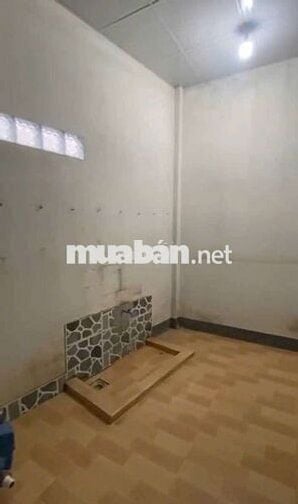 BÁN NHÀ
CẤP 4 THỔ CƯ - MẶT TIỀN SÔNG BẾN BẠ, TÂN PHÚ (CÁCH KDC TÂN PHÚ