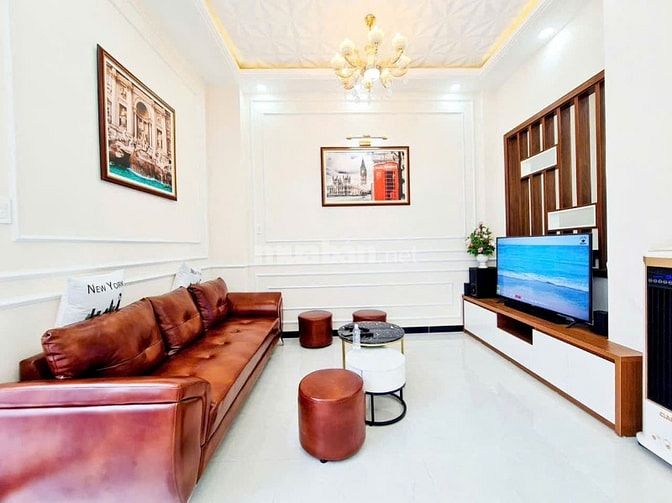 Bán HXH 2637 /khu dân trí cao 6,4x13 nhà đẹp giá 8ty25(4L)