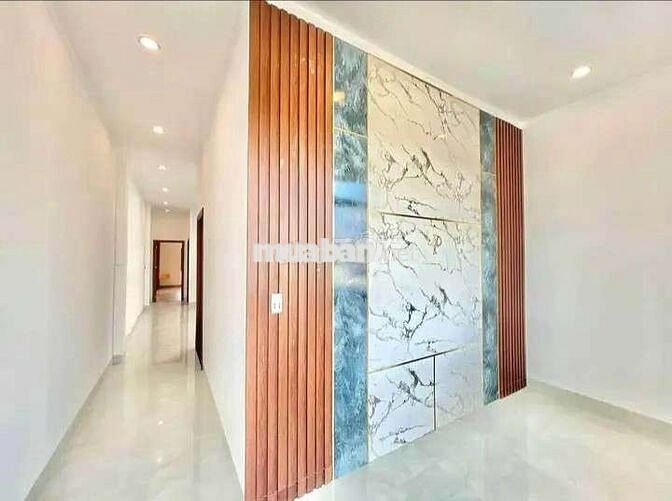 Ngộp ngân hàng nhóm 4 nên bán lại căn nhà Bình Chánh- Hương lộ11