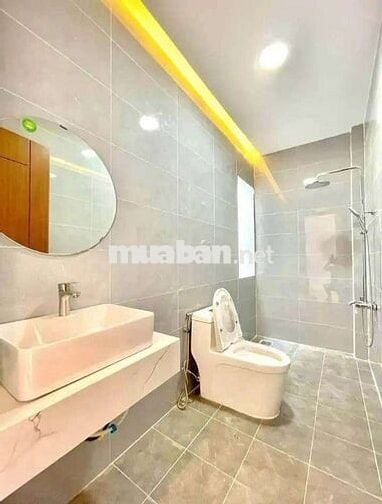 Ngộp ngân hàng nhóm 4 nên bán lại căn nhà Bình Chánh- Hương lộ11