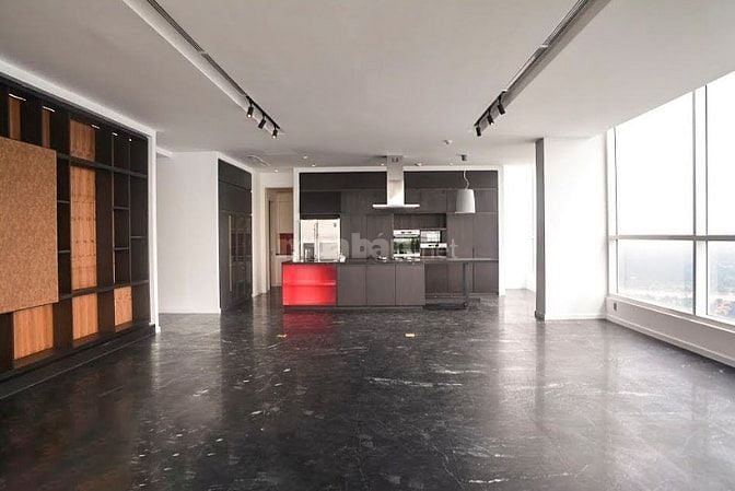Penthouse bán hoặc cho thuê tại Thảo Điền Pearl 2 tầng sân vườn 501m2