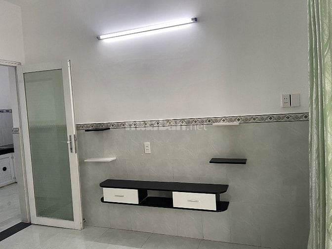 Cần bán nhà Cấp 4 - đẹp ( Thạnh Lộc, Quận 12)
