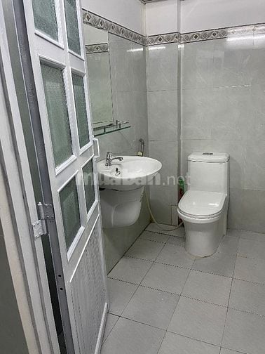 Cần bán nhà Cấp 4 - đẹp ( Thạnh Lộc, Quận 12)