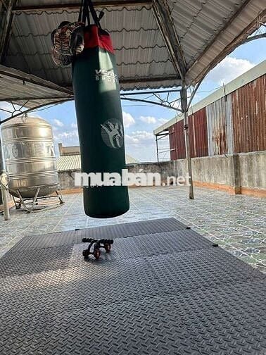 Phòng trống có máy giặt tủ lạnh miễn phí