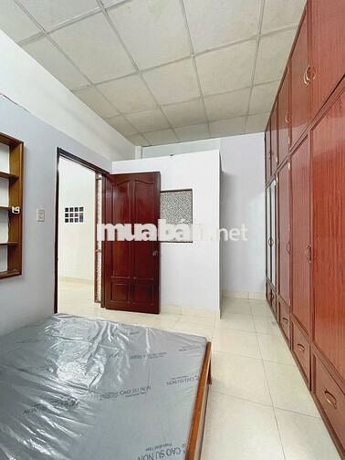 Nhà nguyên căn 50 m2 2 phòng ngủ đường Bắc Hải Quận 10