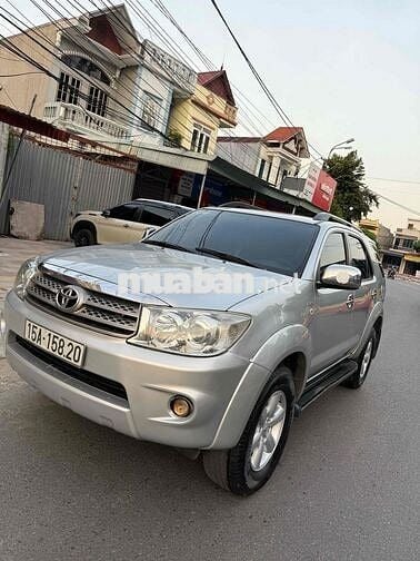 Toyota Fortuner 2009 2.5G - 150000 km
