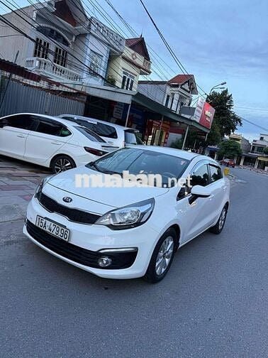 Kia Rio 2015 1.4 MT Sedan - 1234 km