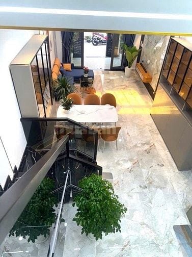 Nhà đang cho thuê 17tr/th đường Đồng Xoài, Tân Bình