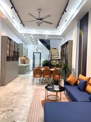 Nhà đang cho thuê 17tr/th đường Đồng Xoài, Tân Bình