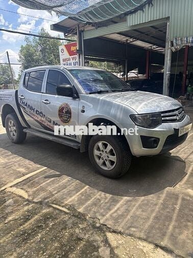 Mitsubishi Triton 2009 GL 2.4 MT 4x2 - 195000 km